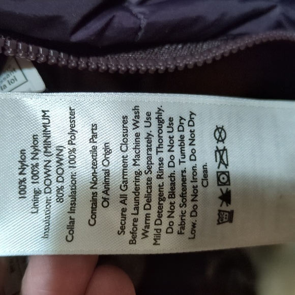 Women's Burgundy Hooded Jacket - Picture 8 of 8